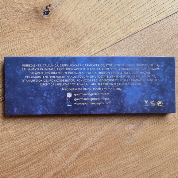 Gourmande Girls Silent Night eyeshadow palette - Picture 3 of 3